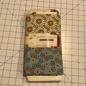 Creative Cuts floral Super Singles Cotton
